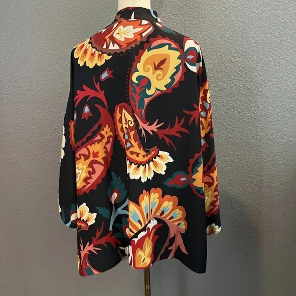 CHICO'S PAISLEY PRINT SHORT KIMONO - Red, Black & Gold - Excellent - L / XL - Picture 7 of 16